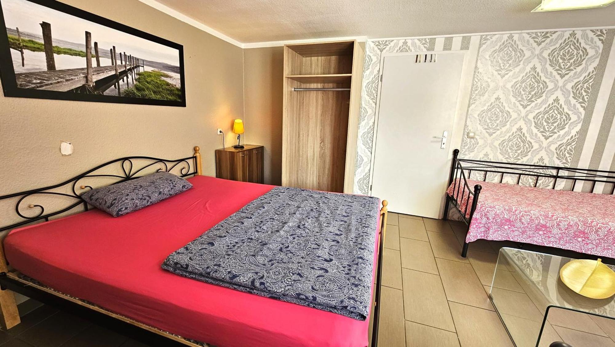 Gruendauer Monteurwohnung/Studentenwohnung Екстер'єр фото