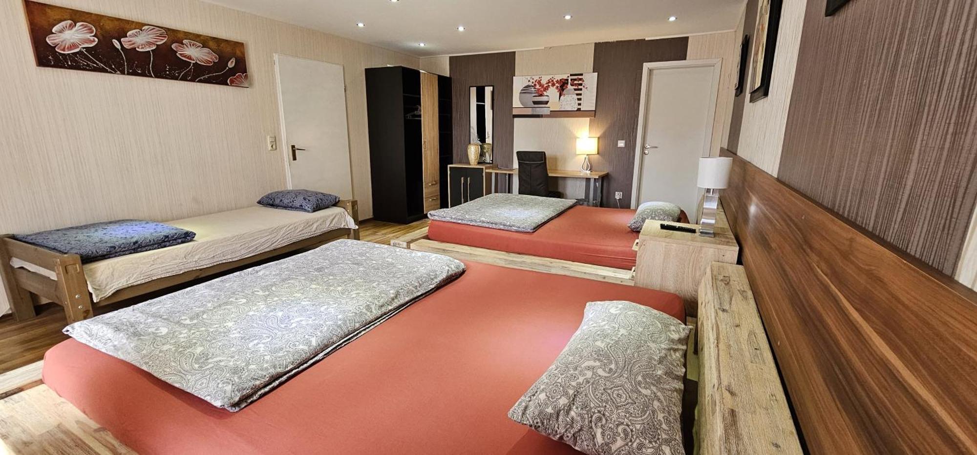 Gruendauer Monteurwohnung/Studentenwohnung Екстер'єр фото