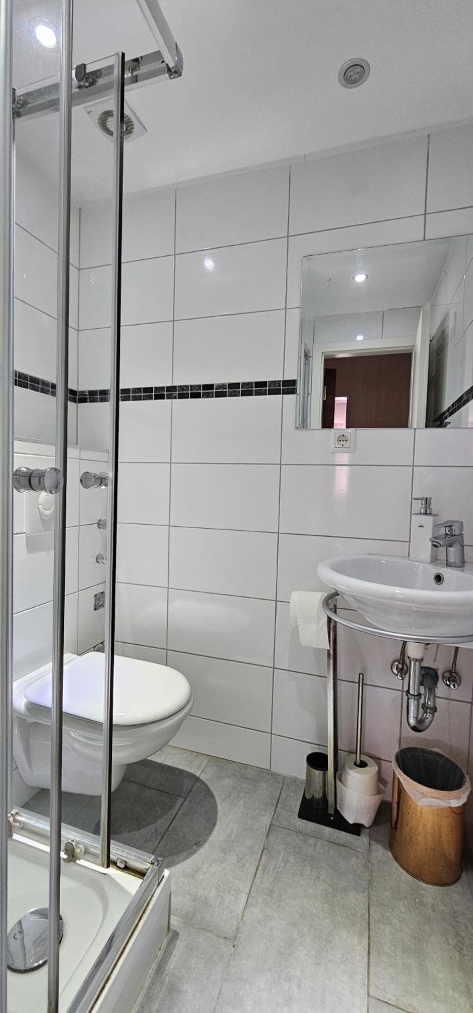Gruendauer Monteurwohnung/Studentenwohnung Екстер'єр фото