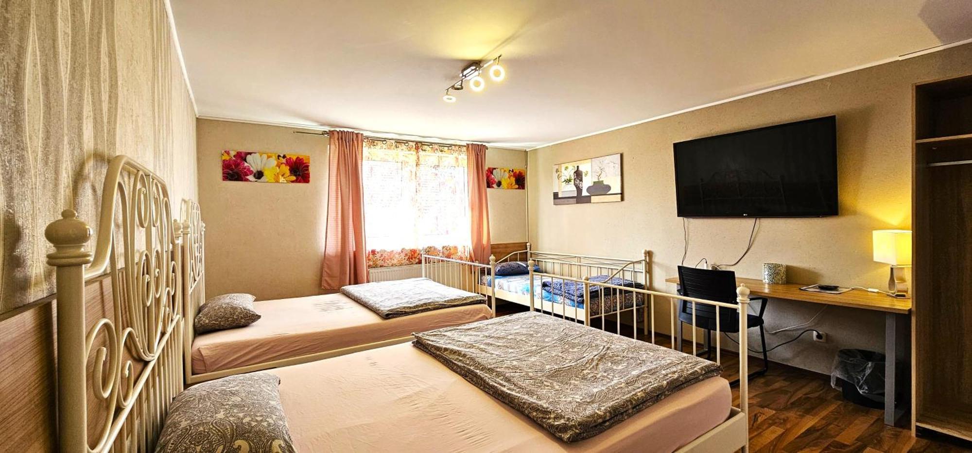 Gruendauer Monteurwohnung/Studentenwohnung Екстер'єр фото